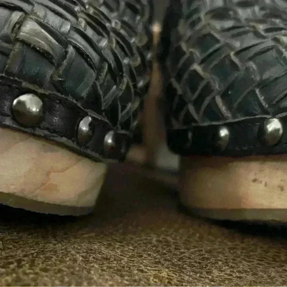 Free People Black woven clogs - Picture 6 of 6